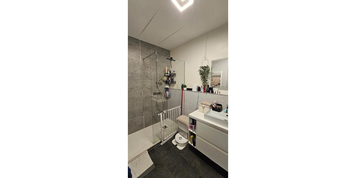 Etagenwohnung Dittelbrunn - 2 Zimmer, 76 m&sup2;, 800&euro; | Angebot:25870506