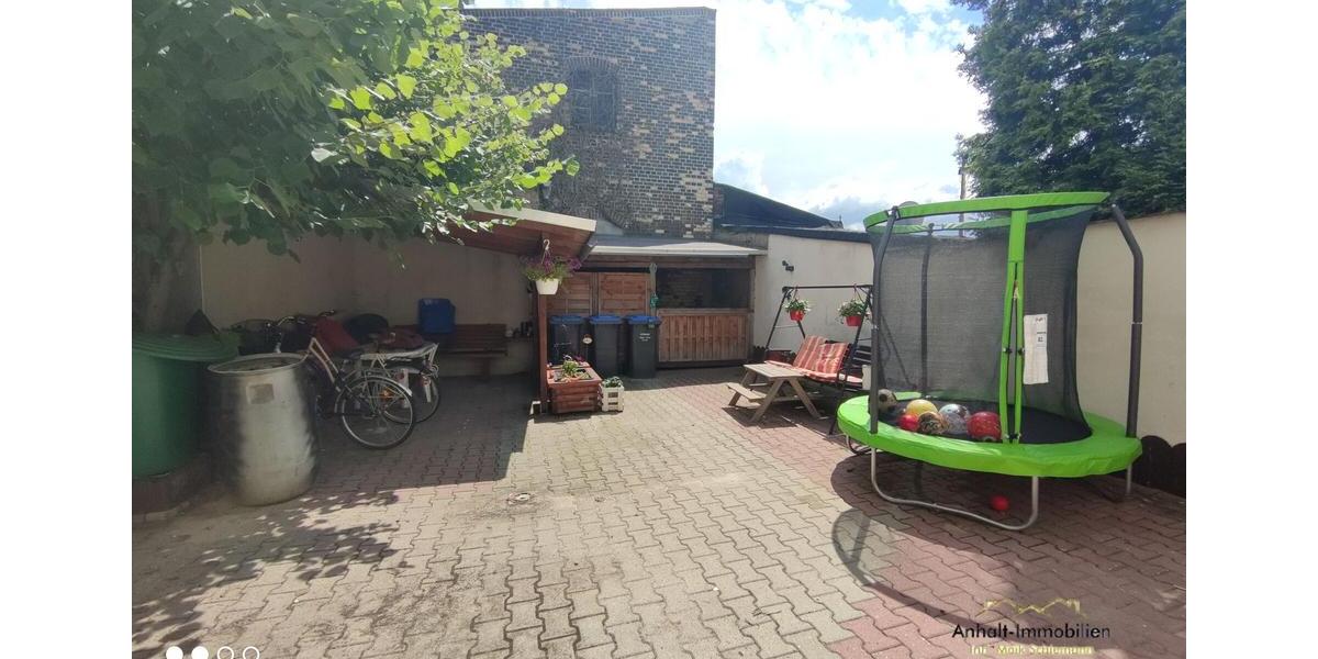 Erdgeschoßwohnung Bitterfeld-Wolfen Bitterfeld - 3 Zimmer, 85 m&sup2;, 560&euro; | Angebot:23740658