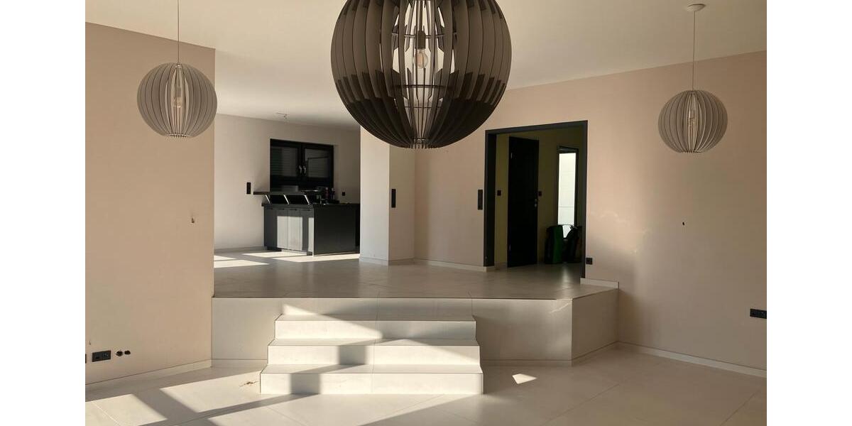 Einfamilienhaus Gelnhausen - 6 Zimmer, 180 m&sup2;, 2.700&euro; | Angebot:26652053