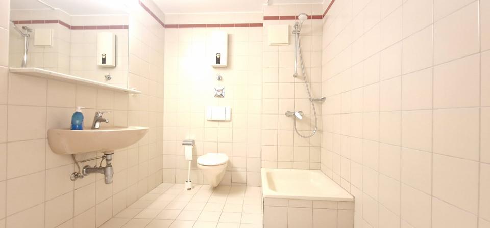 Etagenwohnung Bochum Bochum-Mitte - 1 Zimmer, 27 m&sup2;, 335&euro; | Angebot:24787311