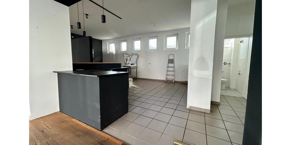 Ladenlokal mit großer Schaufensterfront in der Wittener Innenstadt zimmer