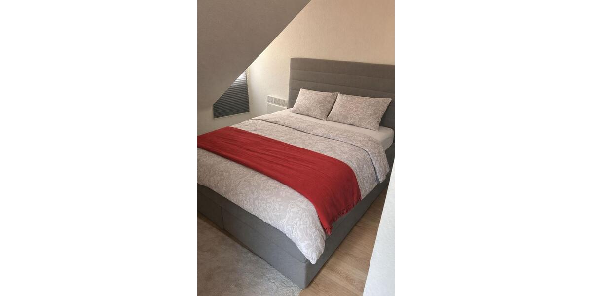 Dachgeschoßwohnung Haßmersheim - 3 Zimmer, 75 m&sup2;, 700&euro; | Angebot:25989307