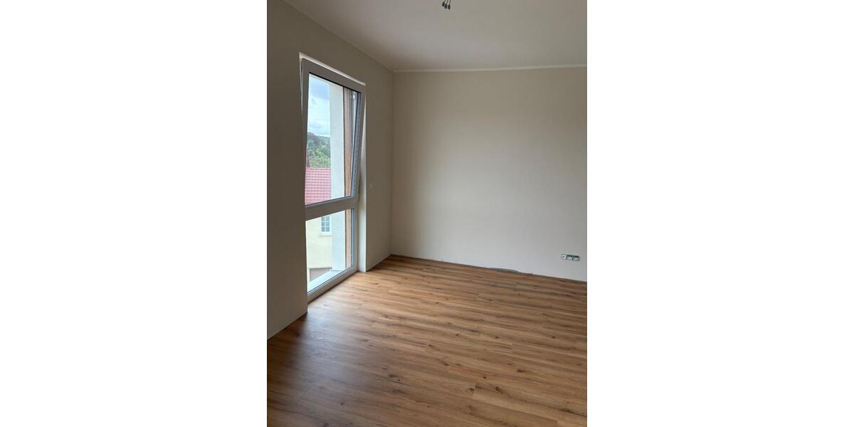 Etagenwohnung Gotha - 3 Zimmer, 93 m&sup2;, 1.295&euro; | Angebot:24700775