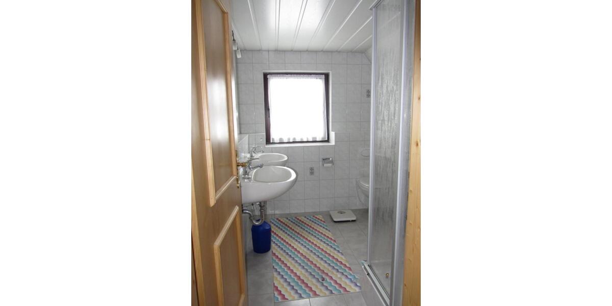 Wohnen auf Zeit Adlkofen - 1 Zimmer, 14 m&sup2;, 360&euro; | Angebot:25044539