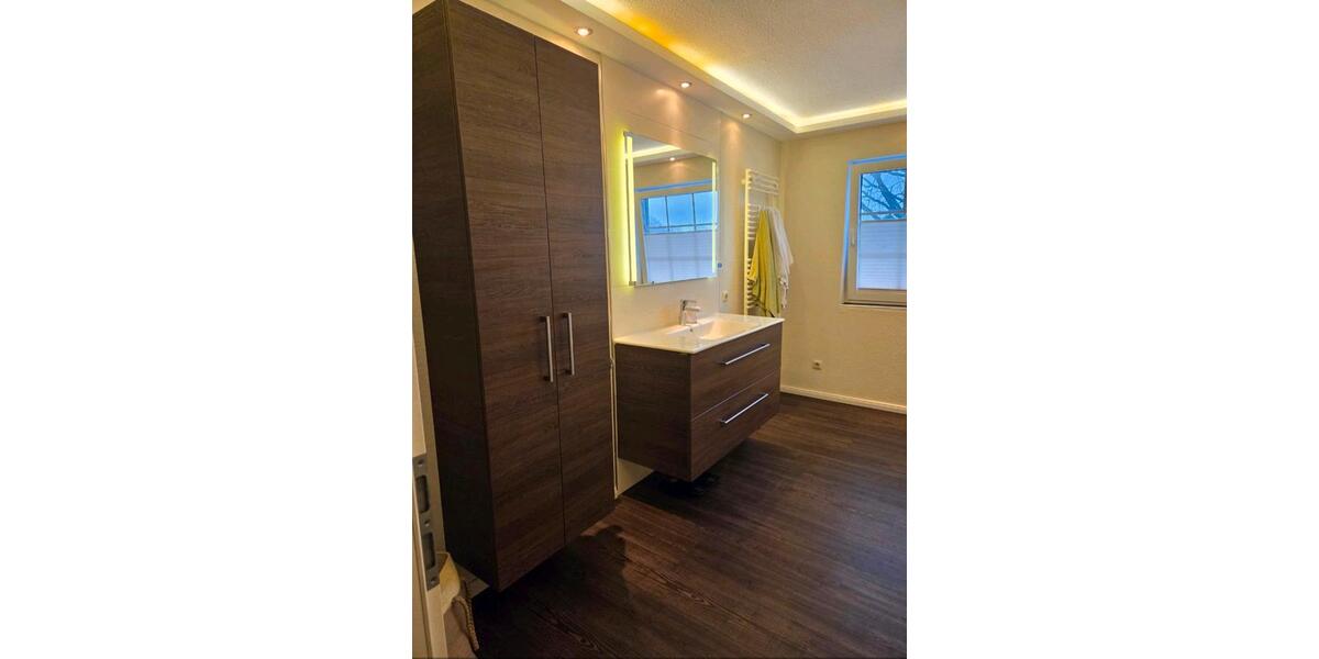 Dachgeschoßwohnung Fredenbeck - 3 Zimmer, 86 m&sup2;, 1.170&euro; | Angebot:26286164
