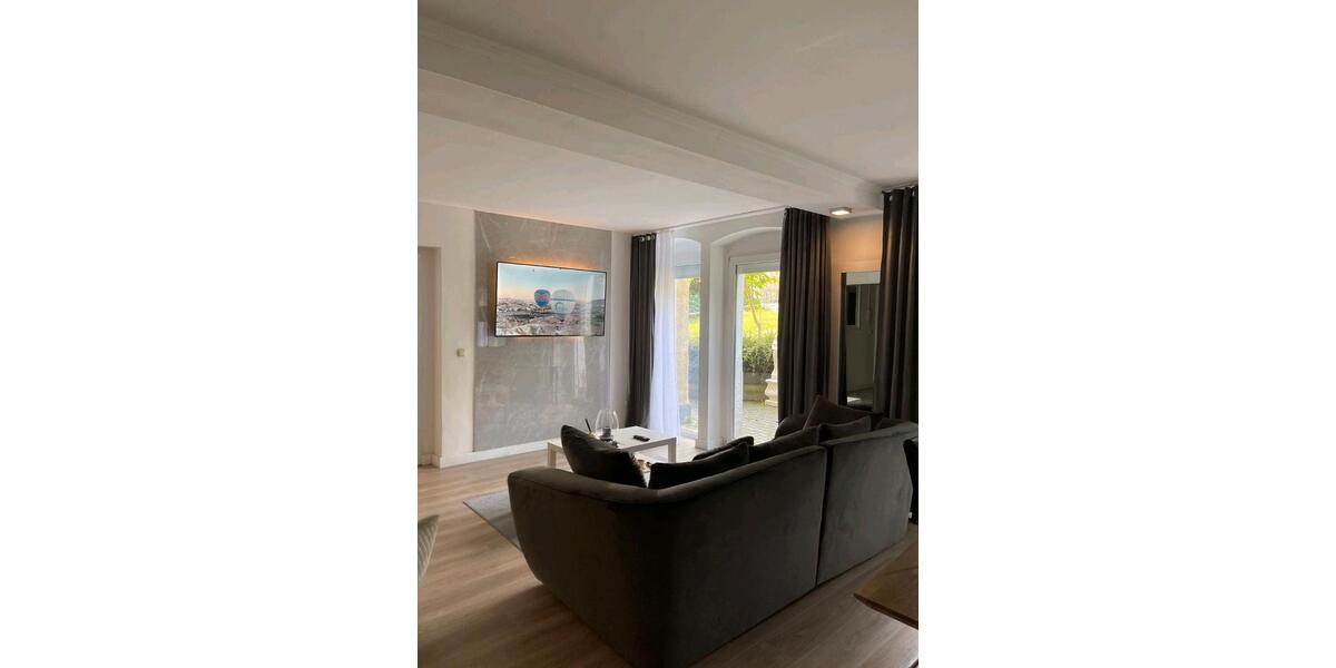 Wohnen auf Zeit Crimmitschau - 3 Zimmer, 80 m&sup2;, 18&euro; | Angebot:22202385