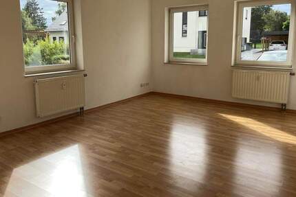 Wohnung Königsbrück - 3 Zimmer, 76 m&sup2;, 720&euro; | Angebot:25142923