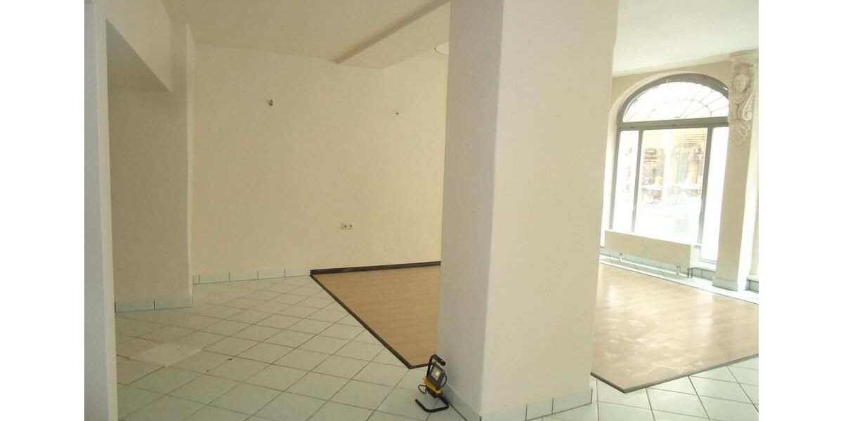 Gewerbeobjekt Naumburg (Saale) - 650&euro; | Angebot:26090042