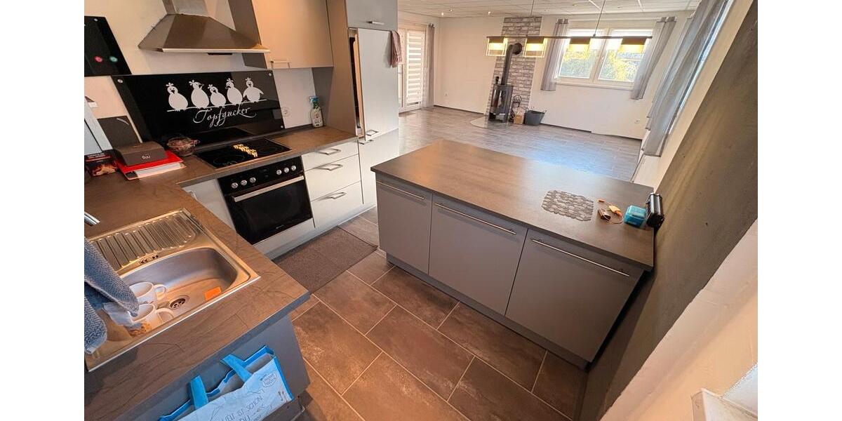 Bungalow Immendingen - 4 Zimmer, 111 m&sup2;, 1.400&euro; | Angebot:26387439