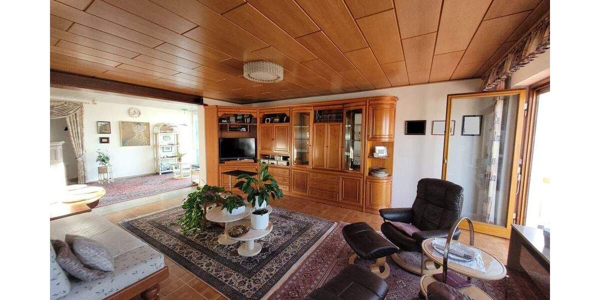 Einfamilienhaus Nürnberg Neukatzwang - 5 Zimmer, 190 m&sup2;, 1.900&euro; | Angebot:24678180