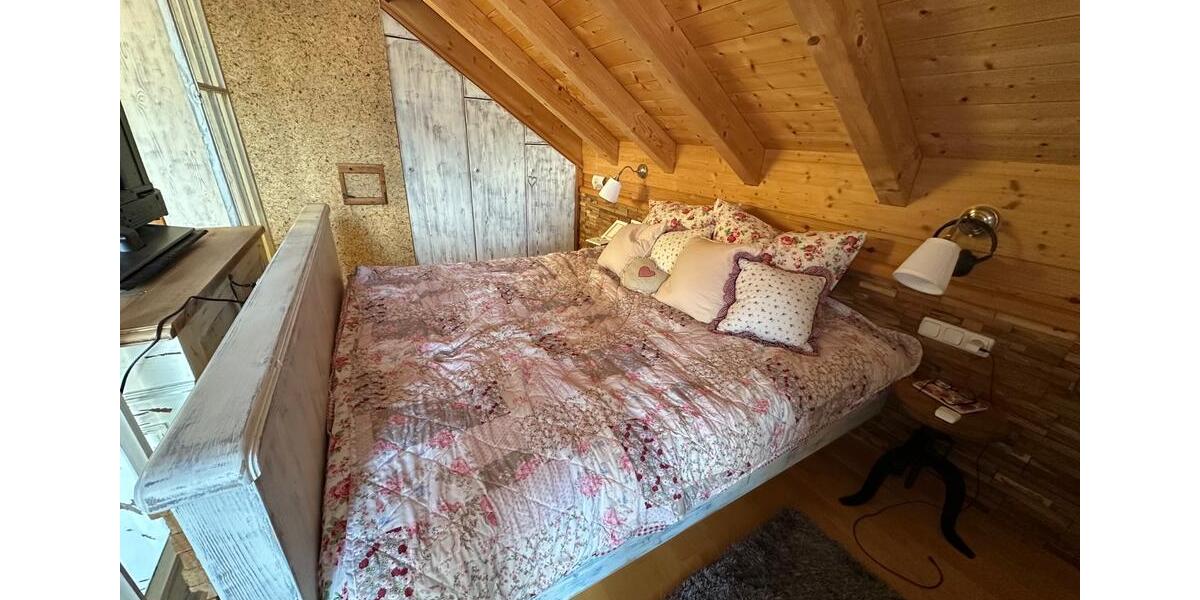 Dachgeschoßwohnung Oberstdorf - 1 Zimmer, 37 m&sup2;, 690&euro; | Angebot:26032312