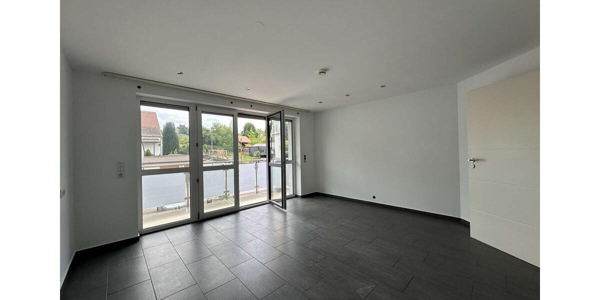 Etagenwohnung Friedberg - 3 Zimmer, 118 m&sup2;, 1.700&euro; | Angebot:26632572