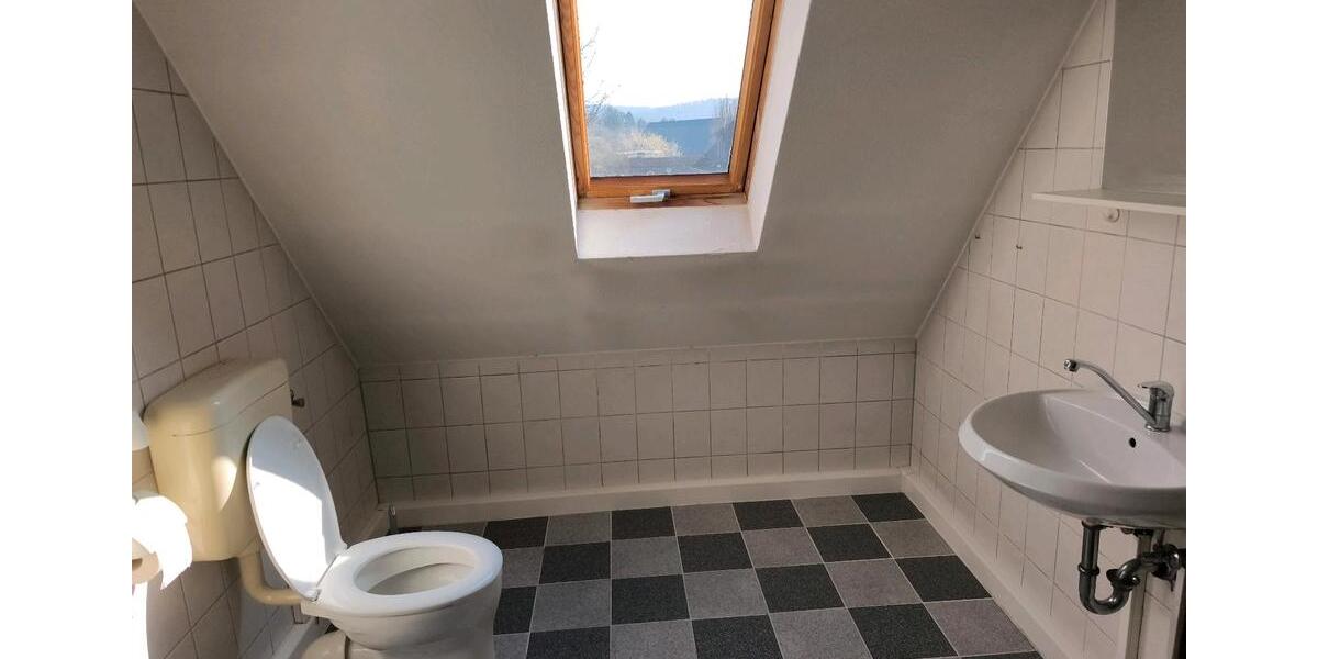 Etagenwohnung Edertal - 3 Zimmer, 80 m&sup2;, 500&euro; | Angebot:25782754