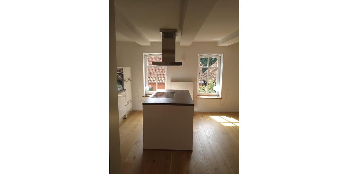 Dachgeschoßwohnung Balge - 2.5 Zimmer, 120 m&sup2;, 700&euro; | Angebot:24667348