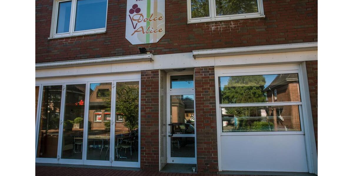 voll ausgestattetes Eiscafe mit Wohneinheit zur Miete zimmer