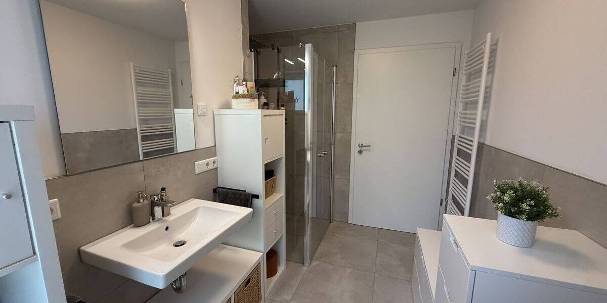Etagenwohnung Bielefeld Senne - 4 Zimmer, 96 m&sup2;, 1.210&euro; | Angebot:26797338