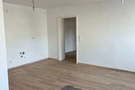 Wohnung Wriezen - 3 Zimmer, 67 m&sup2;, 606&euro; | Angebot:25775216