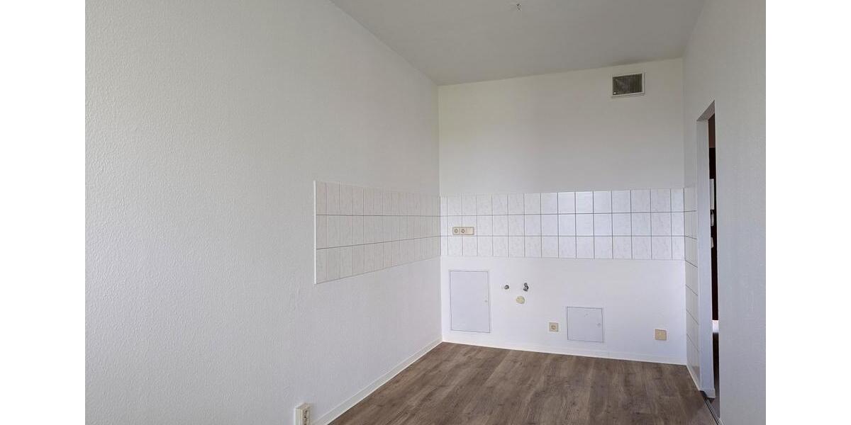 Etagenwohnung Spremberg - 2.5 Zimmer, 58 m&sup2;, 351&euro; | Angebot:26536874
