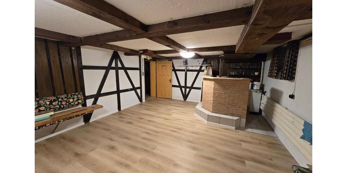 Maisonettenwohnung Bonn Hardtberg - 5 Zimmer, 180 m&sup2;, 1.900&euro; | Angebot:25974847