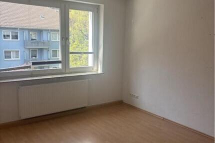 Helles Zimmer in 2er WG in Stöcken zimmer