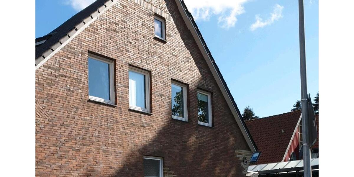 Dachgeschoßwohnung Meppen - 4 Zimmer, 100 m&sup2;, 1.175&euro; | Angebot:25962474