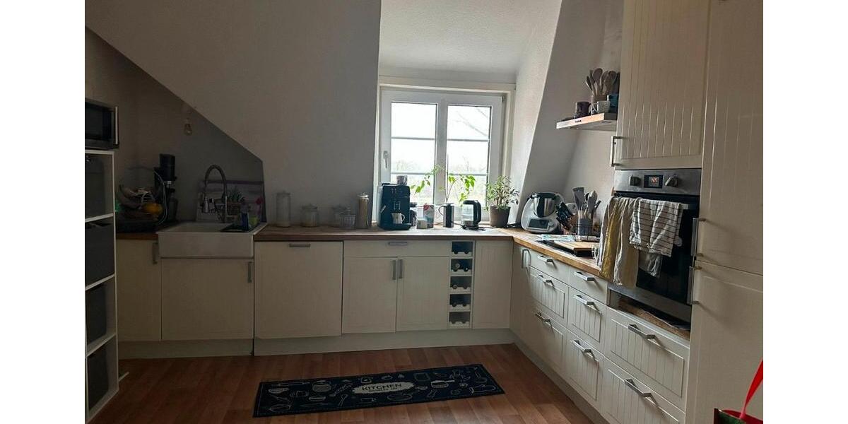 Etagenwohnung Isernhagen - 6 Zimmer, 190 m&sup2;, 1.249&euro; | Angebot:26705850