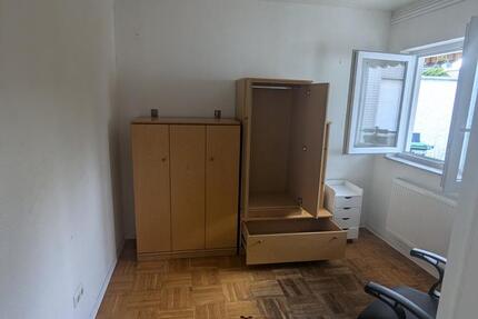 Möbliertes WG-Zimmer – ideal für Studierende & zentral