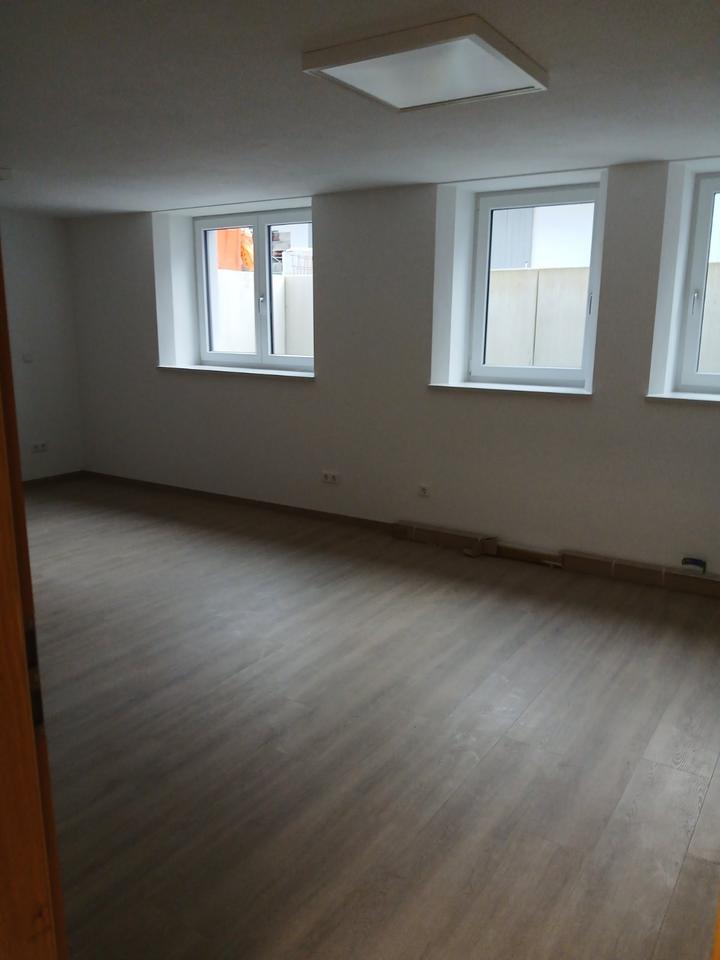 4 -Zimmer Wohnung in Oberstimm