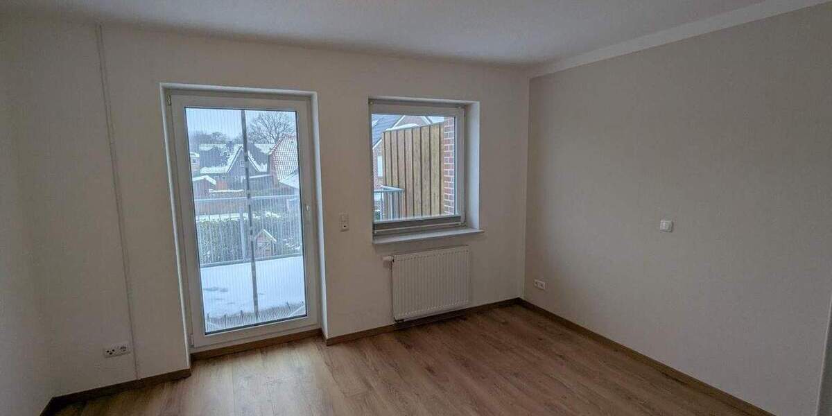 Doppelhaushälfte Westerstede - 4 Zimmer, 115 m&sup2;, 1.100&euro; | Angebot:24990421