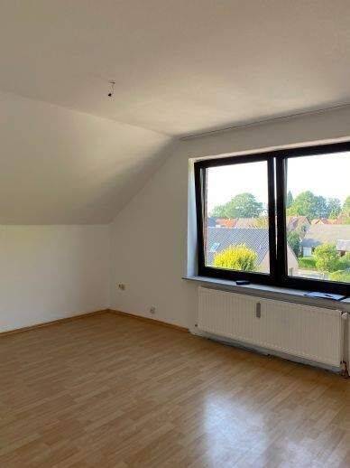 Etagenwohnung Nienburg (Weser) Holtorf - 3 Zimmer, 72 m&sup2;, 545&euro; | Angebot:26875691