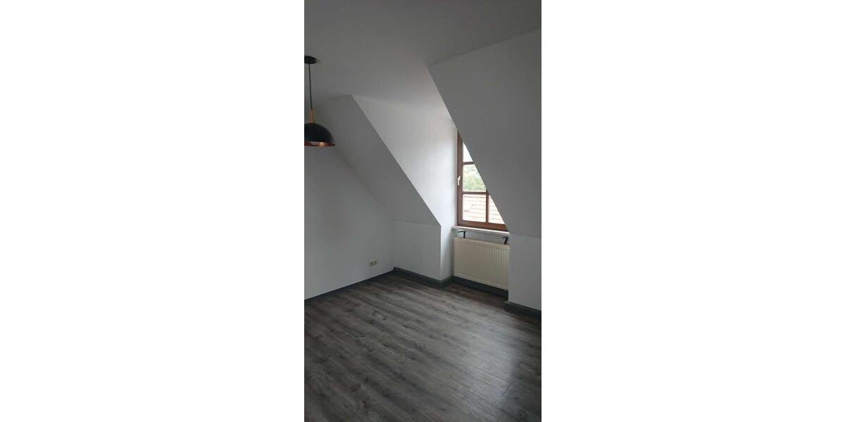 Dachgeschoßwohnung Meiningen - 2 Zimmer, 42 m&sup2;, 350&euro; | Angebot:26426101