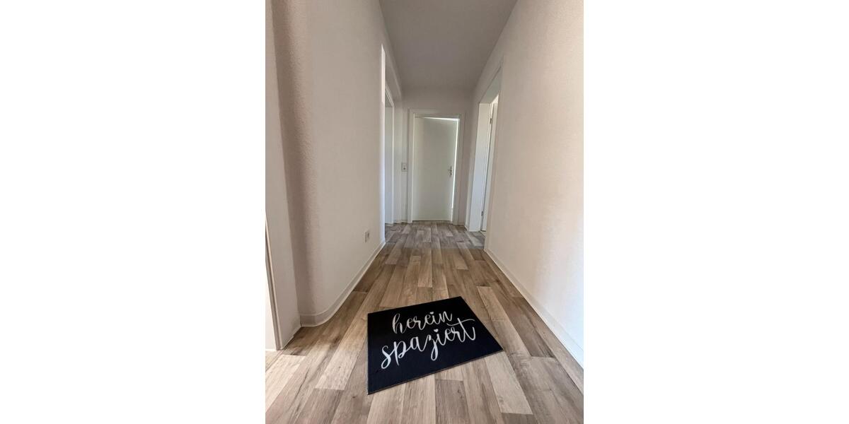 Erdgeschoßwohnung Calbe (Saale) - 3 Zimmer, 60 m&sup2;, 480&euro; | Angebot:26365434