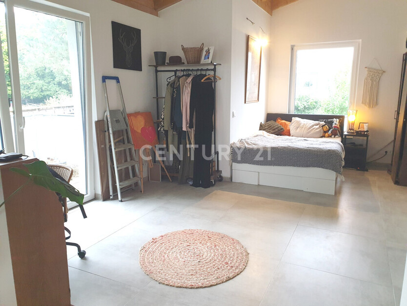 Zuhause mit Weitblick: Ruhe, Natur und Skyline-Panorama 2 zimmer