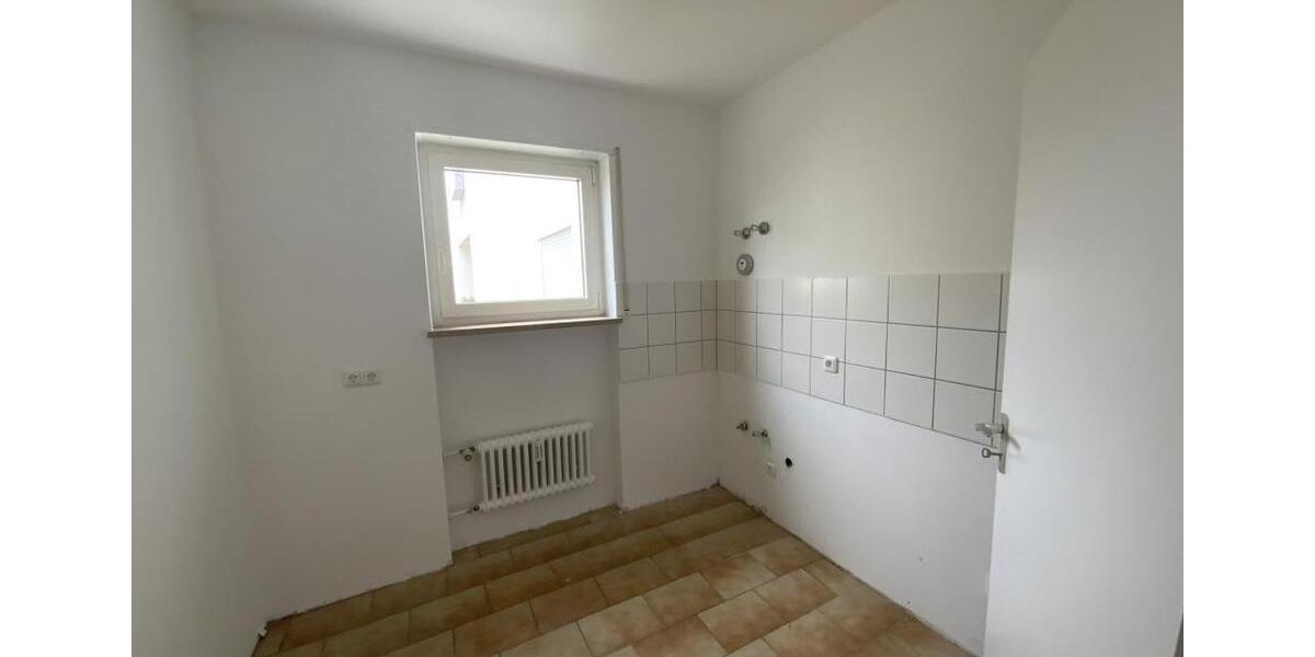Etagenwohnung Neustadt an der Weinstraße - 2 Zimmer, 74 m&sup2;, 779&euro; | Angebot:26482558