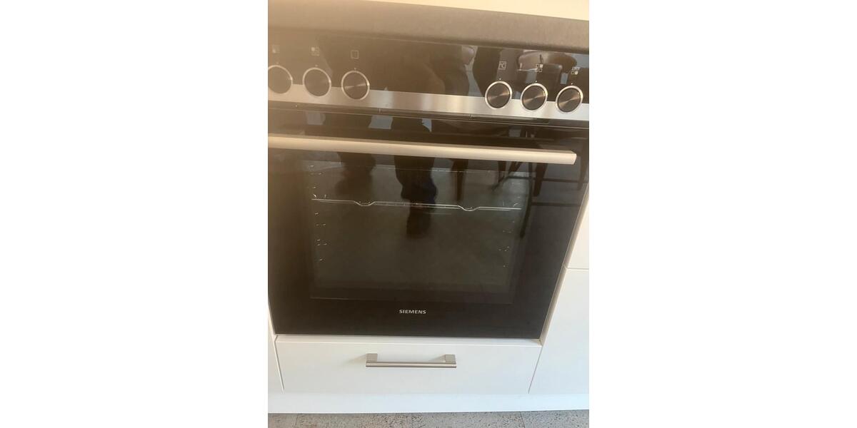 Wohnen auf Zeit Altenbeken - 9 Zimmer, 280 m&sup2;, 150&euro; | Angebot:25408573