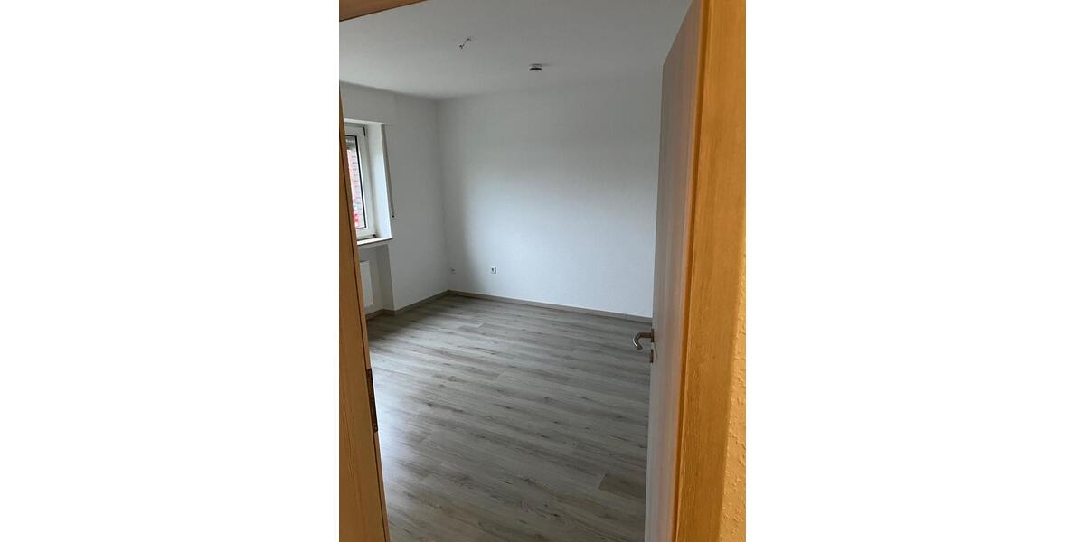 Etagenwohnung Fürstenau - 3 Zimmer, 87 m&sup2;, 750&euro; | Angebot:25237587