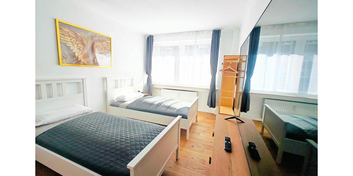 Wohnen auf Zeit Düsseldorf Stadtbezirk 3 - 3 Zimmer, 100 m&sup2;, 2.999&euro; | Angebot:24659493