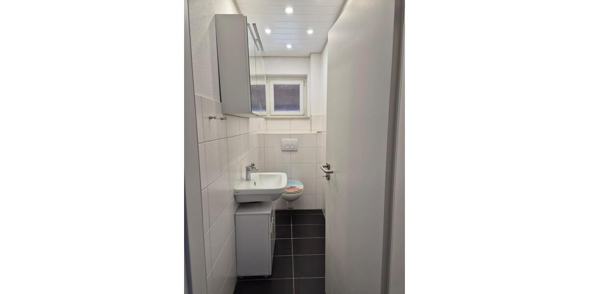 Erdgeschoßwohnung Lunden - 3 Zimmer, 100 m&sup2;, 900&euro; | Angebot:26606241
