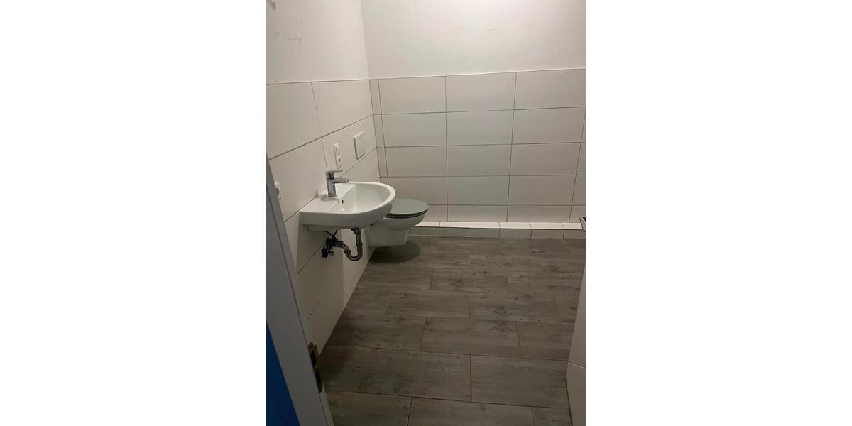 Etagenwohnung Burgbrohl - 4 Zimmer, 100 m&sup2;, 850&euro; | Angebot:25993415