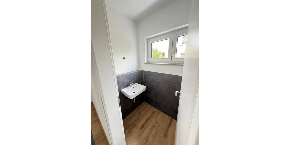 Doppelhaushälfte Dresden Weixdorf - 7 Zimmer, 152 m&sup2;, 2.950&euro; | Angebot:26703214