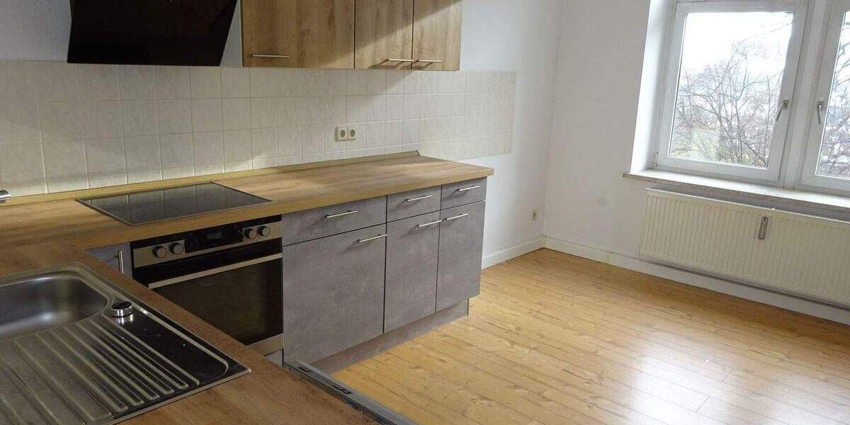 Etagenwohnung Treuen - 2 Zimmer, 61 m&sup2;, 385&euro; | Angebot:25985415