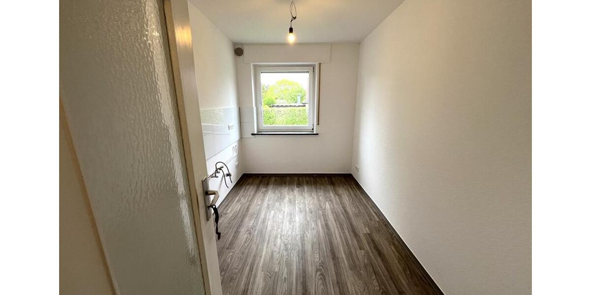 Erdgeschoßwohnung Varel - 4 Zimmer, 80 m&sup2;, 665&euro; | Angebot:26586156