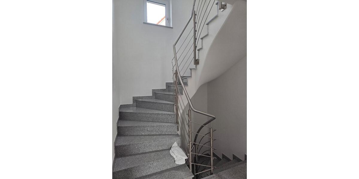 Mehrfamilienhaus, Wohnhaus Biberach an der Riß - 6 Zimmer, 200 m&sup2;, 2.000&euro; | Angebot:25840552