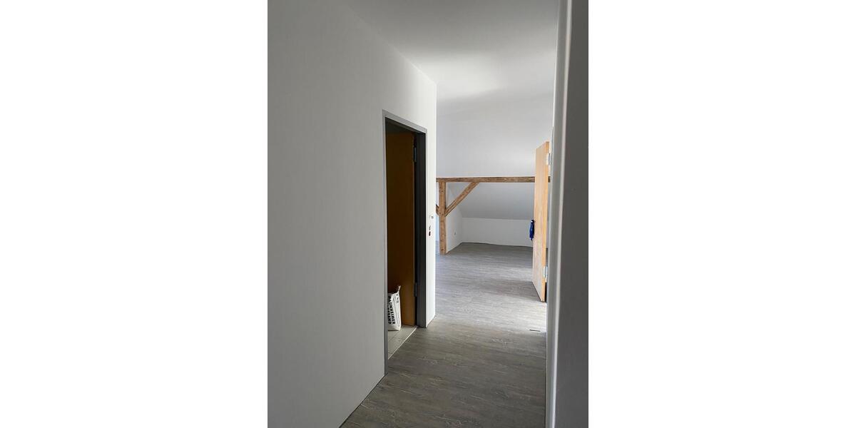 Dachgeschoßwohnung Bad Liebenstein - 2 Zimmer, 70 m&sup2;, 570&euro; | Angebot:26632753