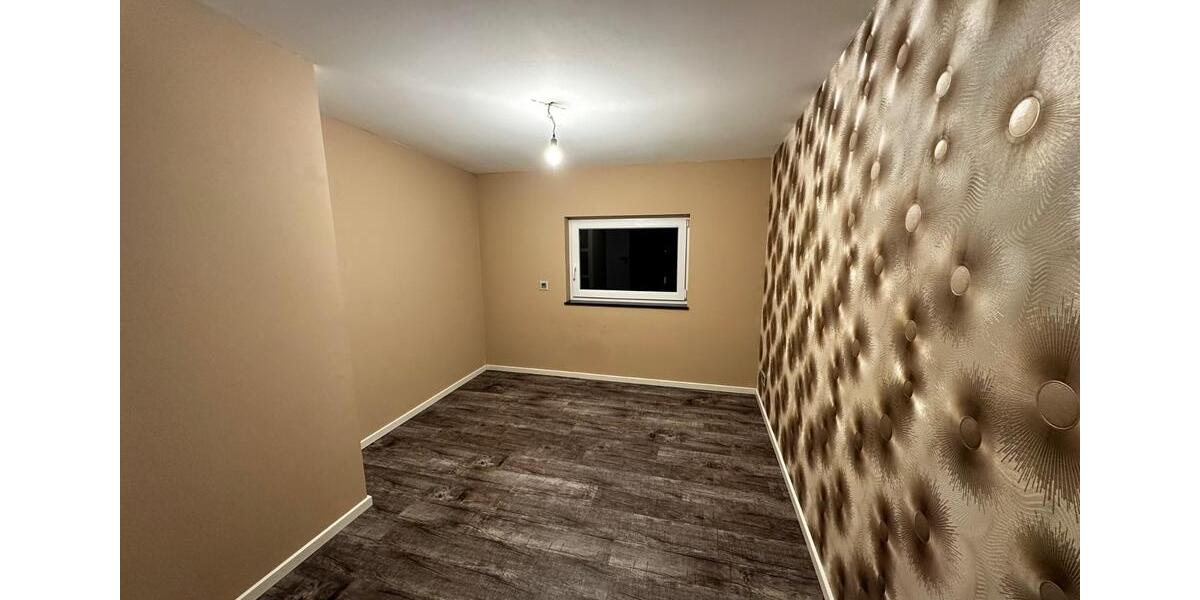 Einfamilienhaus Pirmasens Niedersimten - 5 Zimmer, 160 m&sup2;, 1.235&euro; | Angebot:26535650