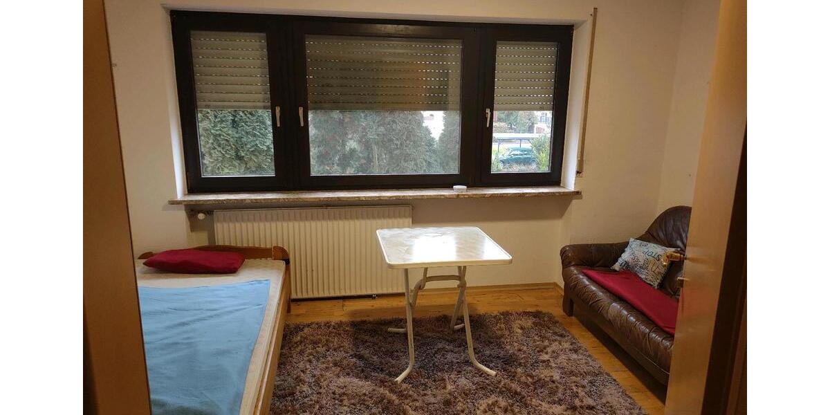 Wohnen auf Zeit Dingolfing - 1 Zimmer, 25 m&sup2;, 450&euro; | Angebot:25978007