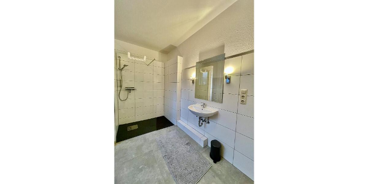 Etagenwohnung Bad Bramstedt - 2 Zimmer, 87 m&sup2;, 1.080&euro; | Angebot:24831705