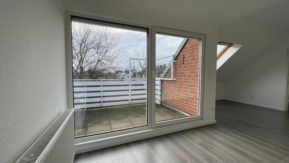 Dachgeschoßwohnung Bremen Häfen - 2.5 Zimmer, 54 m&sup2;, 650&euro; | Angebot:25865092