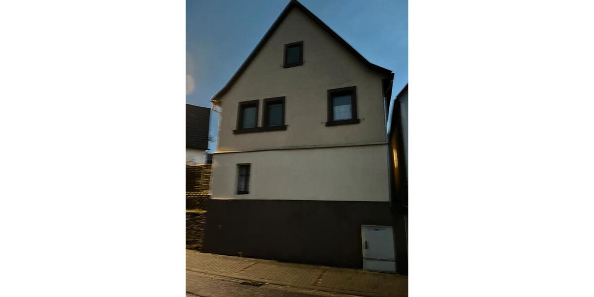 Einfamilienhaus Weilbach - 3 Zimmer, 81 m&sup2;, 800&euro; | Angebot:26038282