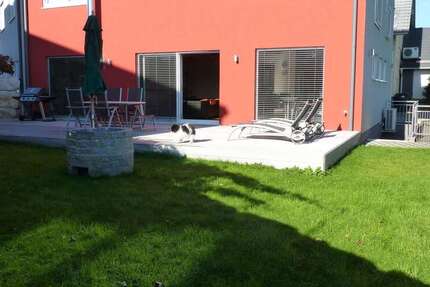 Haus zum Mieten in Pforzheim 2.500 € 237 m² 6 zimmer